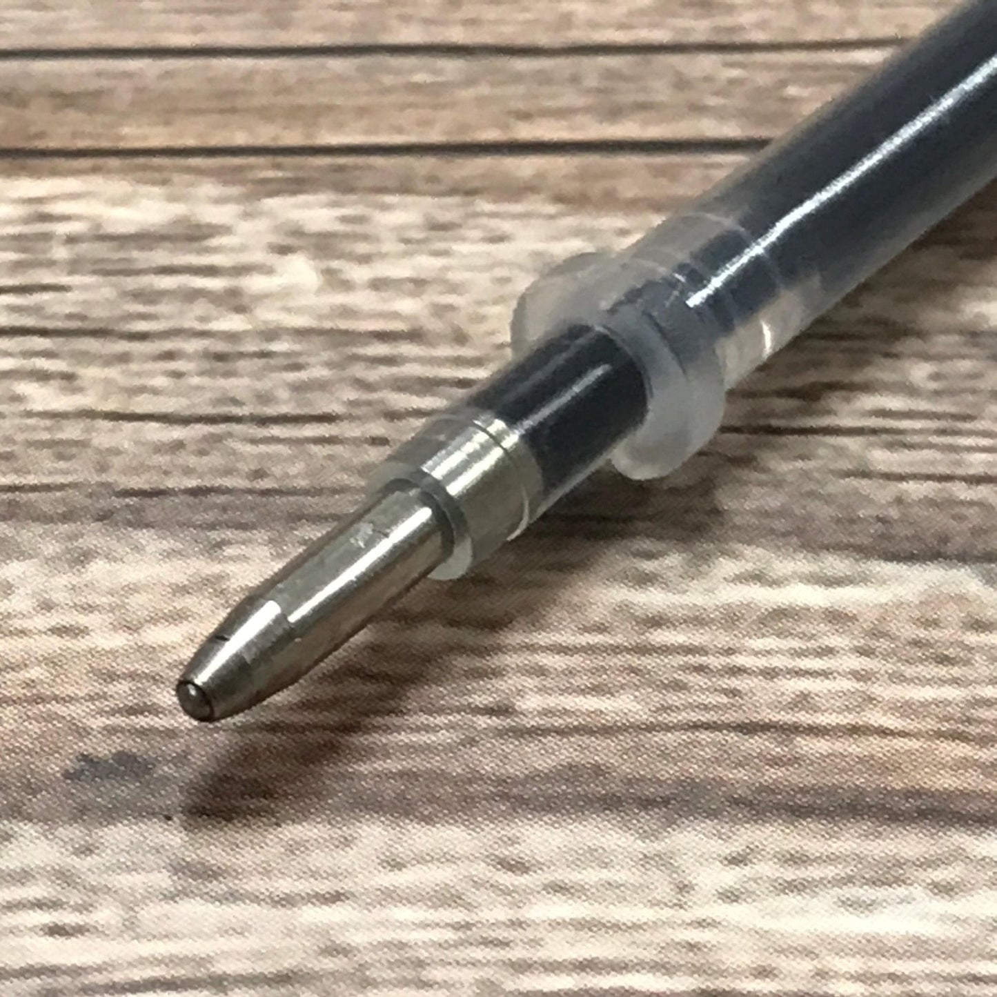 Drēbnieku-šuvēju pildspalva audumam ar izzūdošu efektu-melna