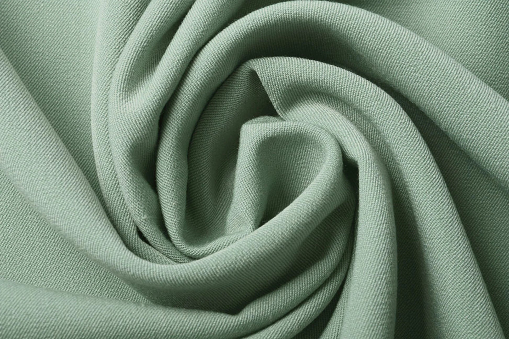 Viskozes kostīmaudums ar elastānu - mint 275 g/m²